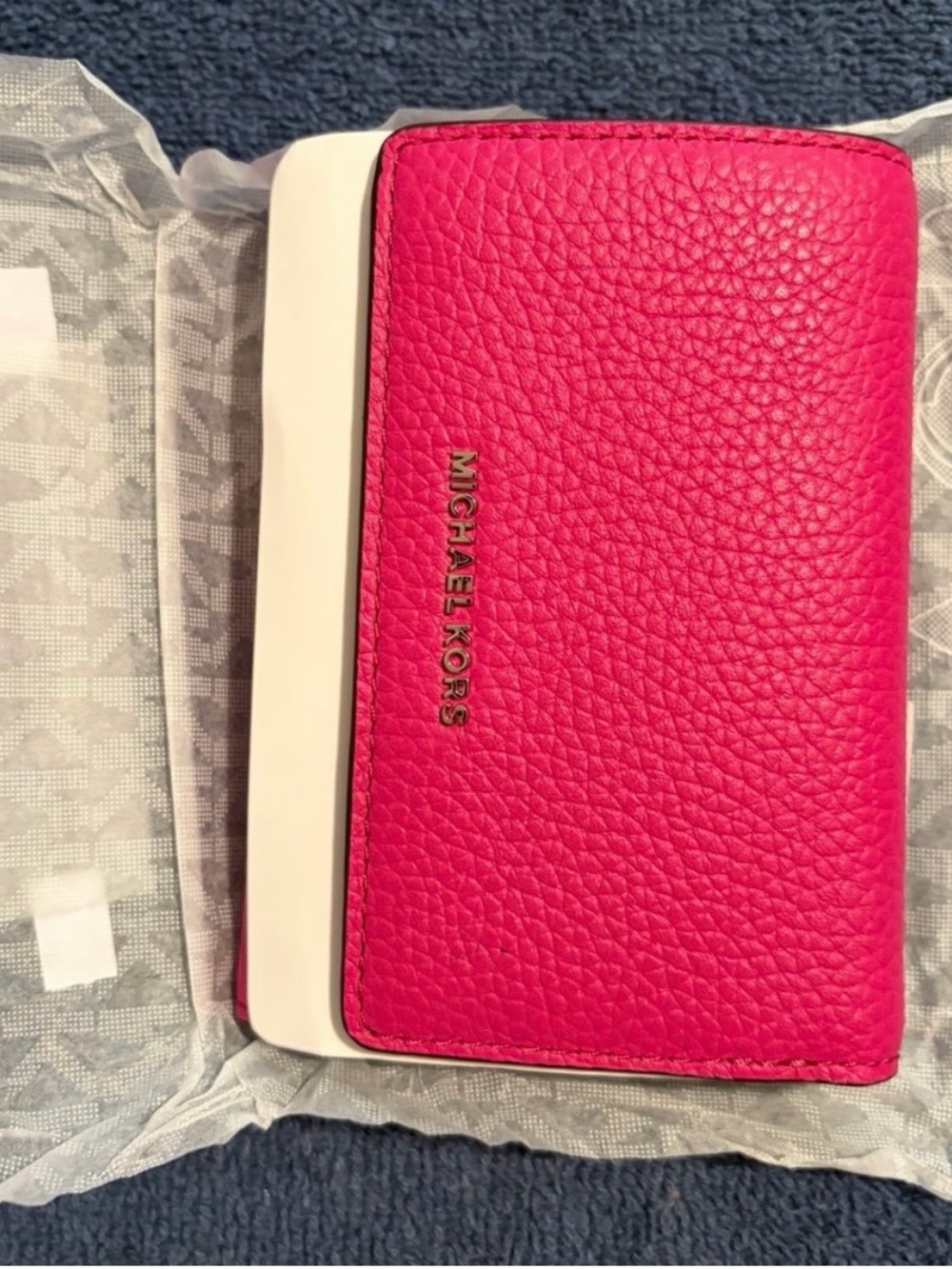 NWT Never Worn Ladies Raspberry Pink Michael Kors Wallet